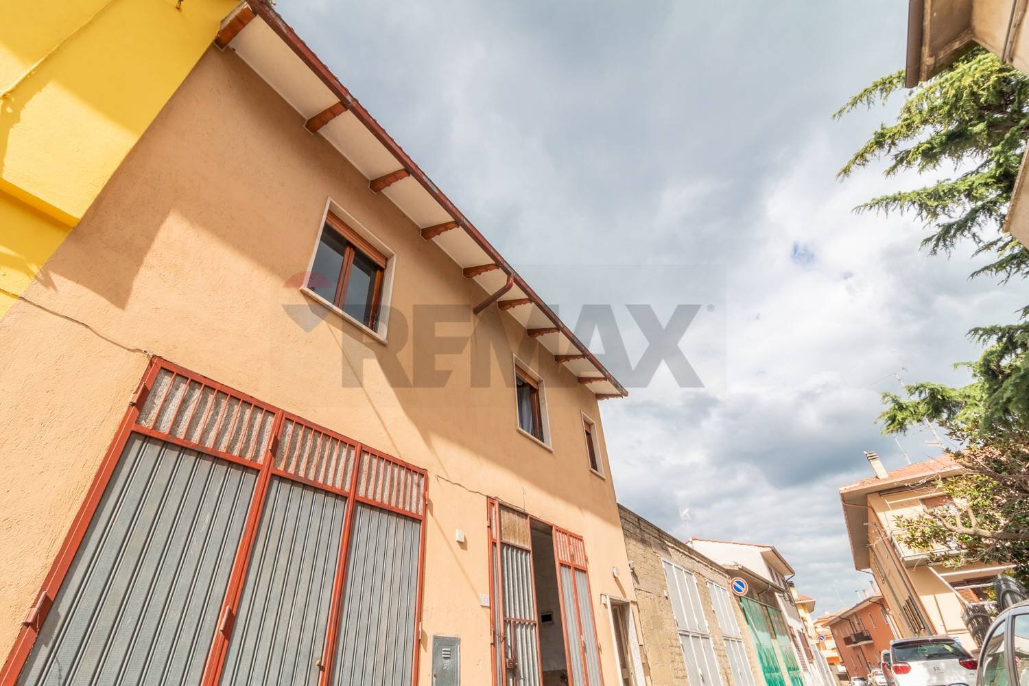 Edificio all\'aperto - Two-room apartment Via Firenze
 
45, Canino - photo 2