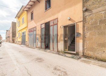 Edificio all\'aperto - Appartamento Via Firenze
 
45, Canino - foto 3