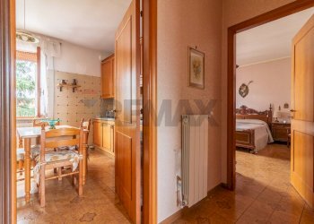 Hall / corridoio - Appartamento Via Firenze
 
45, Canino - foto 27