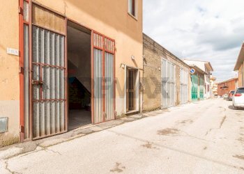 Edificio all\'aperto - Appartamento Via Firenze
 
45, Canino - foto 35