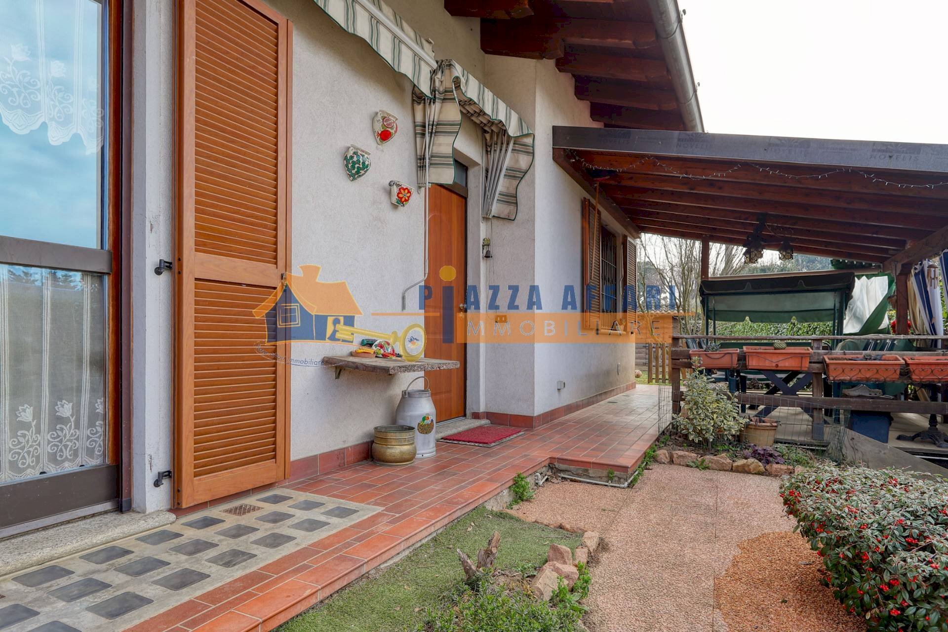 Foto 3 - Villa VIA LAZZARETTO
 
48, Carnago - foto 3