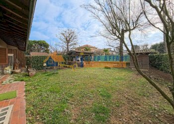 Foto 23 - Villa VIA LAZZARETTO
 
48, Carnago - foto 23