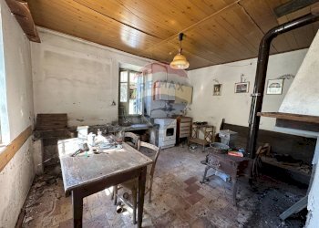 Cucina - Independent house Via Agrimonte
3, Corniglio - photo 3