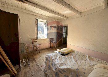 Camera 1 - Independent house Via Agrimonte
3, Corniglio - photo 14