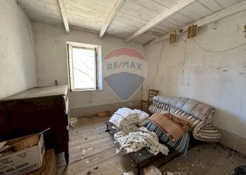 Camera 3 - Independent house Via Agrimonte
3, Corniglio - photo 17