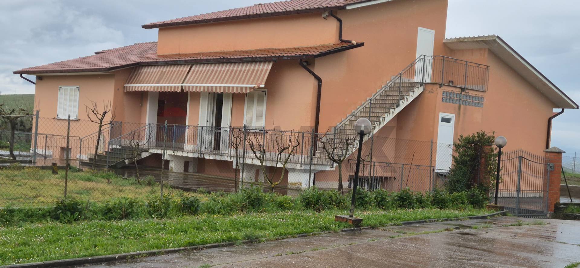 Casa all\'aperto - Villa Montecalvo Irpino - foto 1