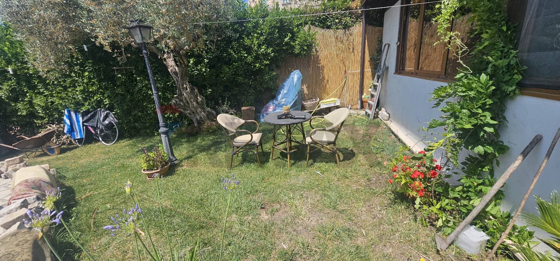 Giardino - Casa semi indipendente Campolattaro - foto 3