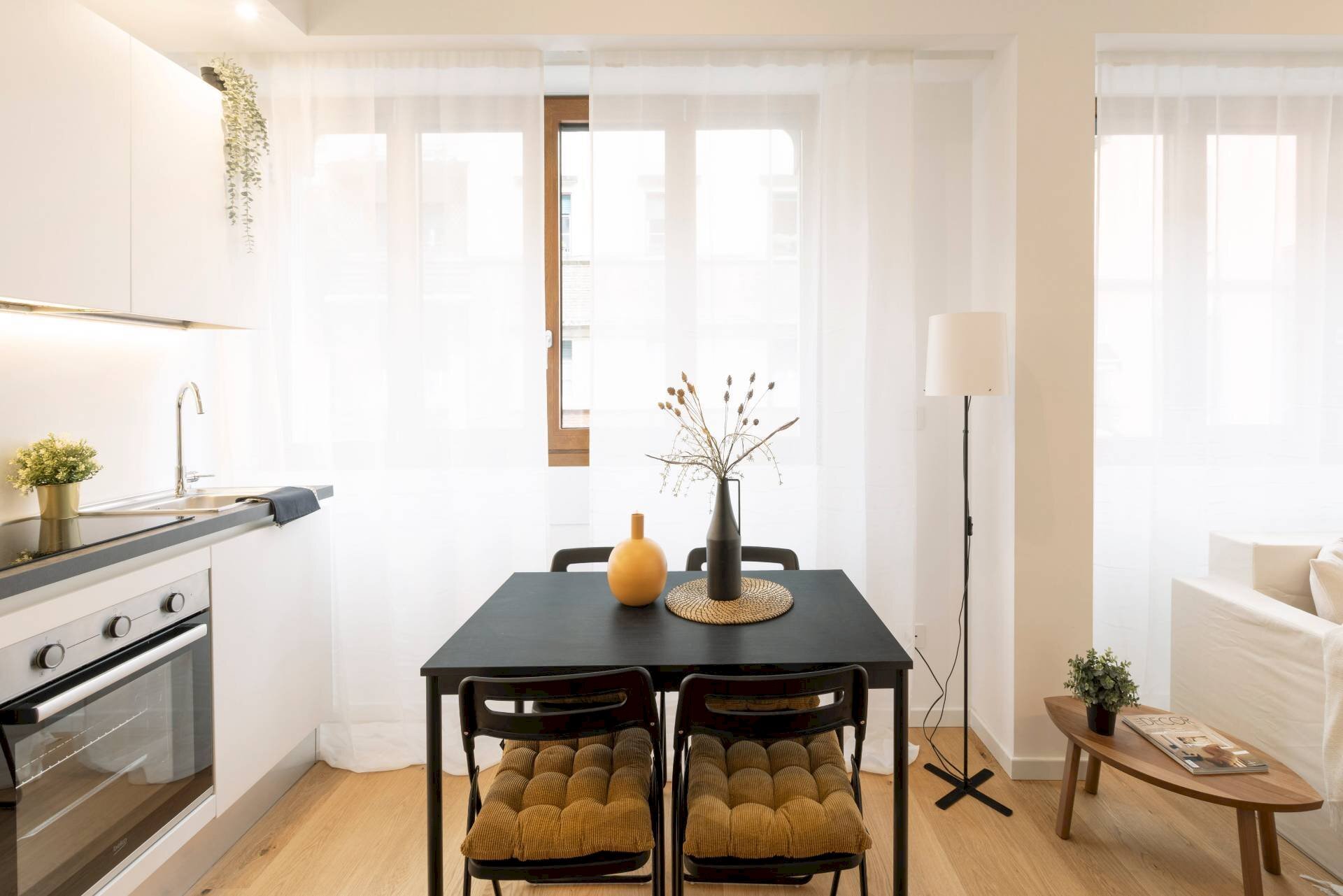 Foto 2 - Bilocale COLUCCIO SALUTATI
 
7, Milano - foto 1