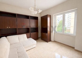 Soggiorno - Trilocale Via Saverio Altamura
 
1, Napoli - foto 7