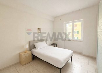 Camera / camera da letto - Trilocale Via Saverio Altamura
 
1, Napoli - foto 9