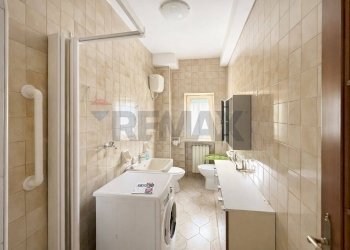 Bagno - Trilocale Via Saverio Altamura
 
1, Napoli - foto 11