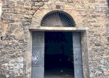 Edificio all\'aperto - Magazzino VIA DOMENICO QUATTROCIOCCHI
 
13, Bagheria - foto 11