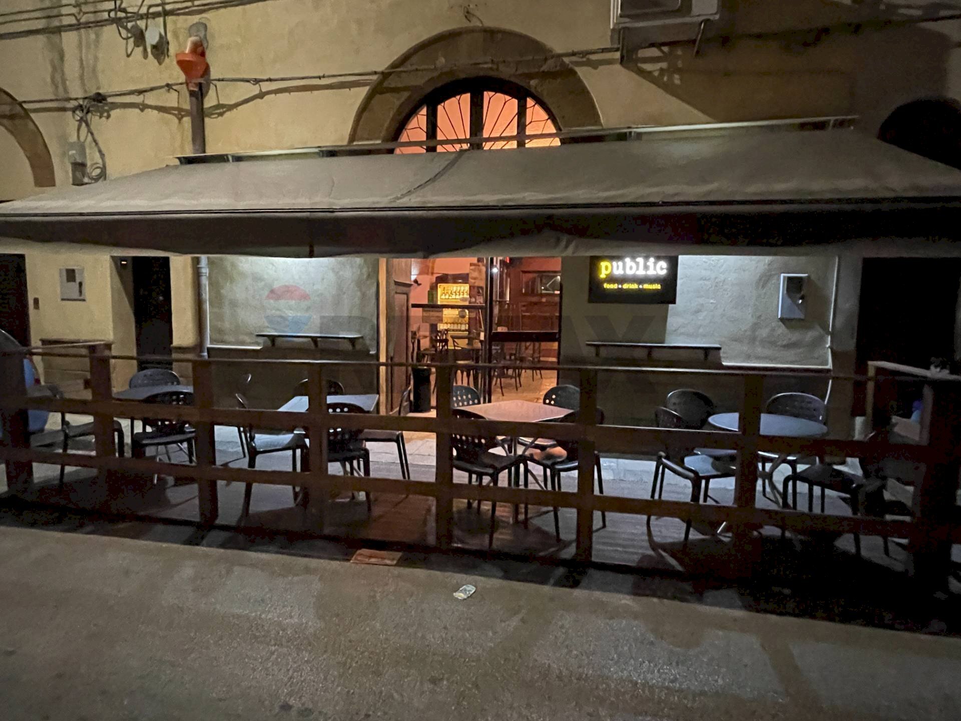 Sala da pranzo - Locale Commerciale VIA DOMENICO QUATTROCIOCCHI
 
24, Bagheria - foto 1