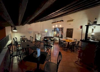 Sala da pranzo - Locale Commerciale VIA DOMENICO QUATTROCIOCCHI
 
24, Bagheria - foto 16