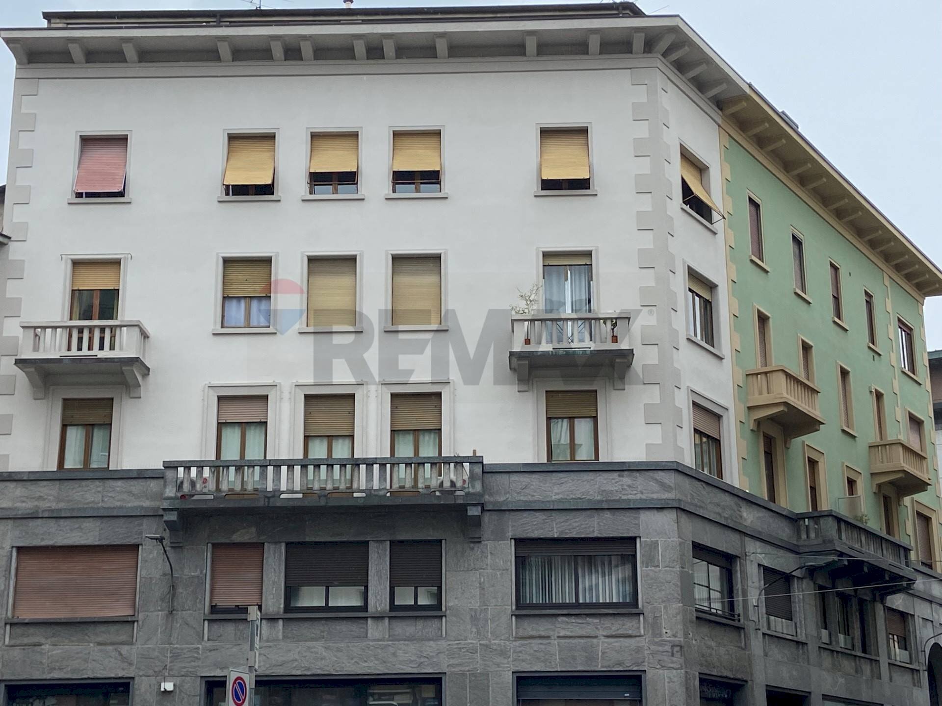 Edificio all\'aperto - Appartamento Via Bernascone
 
19, Varese - foto 1