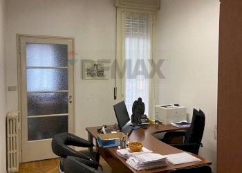 Ufficio - Appartamento Via Bernascone
 
19, Varese - foto 5