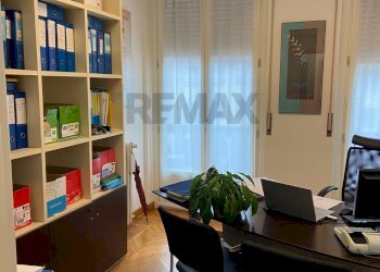 Ufficio - Appartamento Via Bernascone
 
19, Varese - foto 11