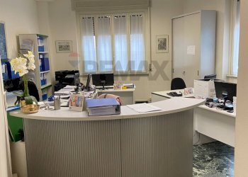 Ufficio - Appartamento Via Bernascone
 
19, Varese - foto 12