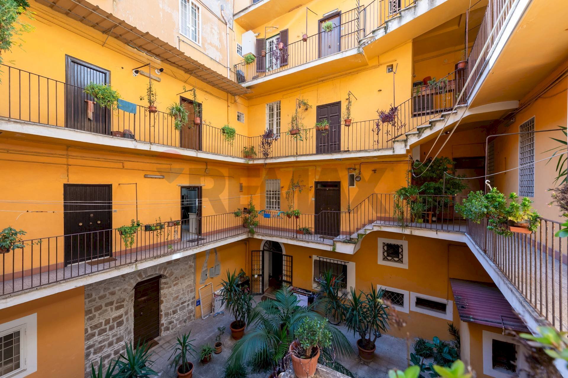 Edificio all\'aperto - Bilocale Via Tiburtina
126, Roma - foto 2