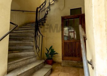 Scale - Bilocale Via Tiburtina
 
126, Roma - foto 10