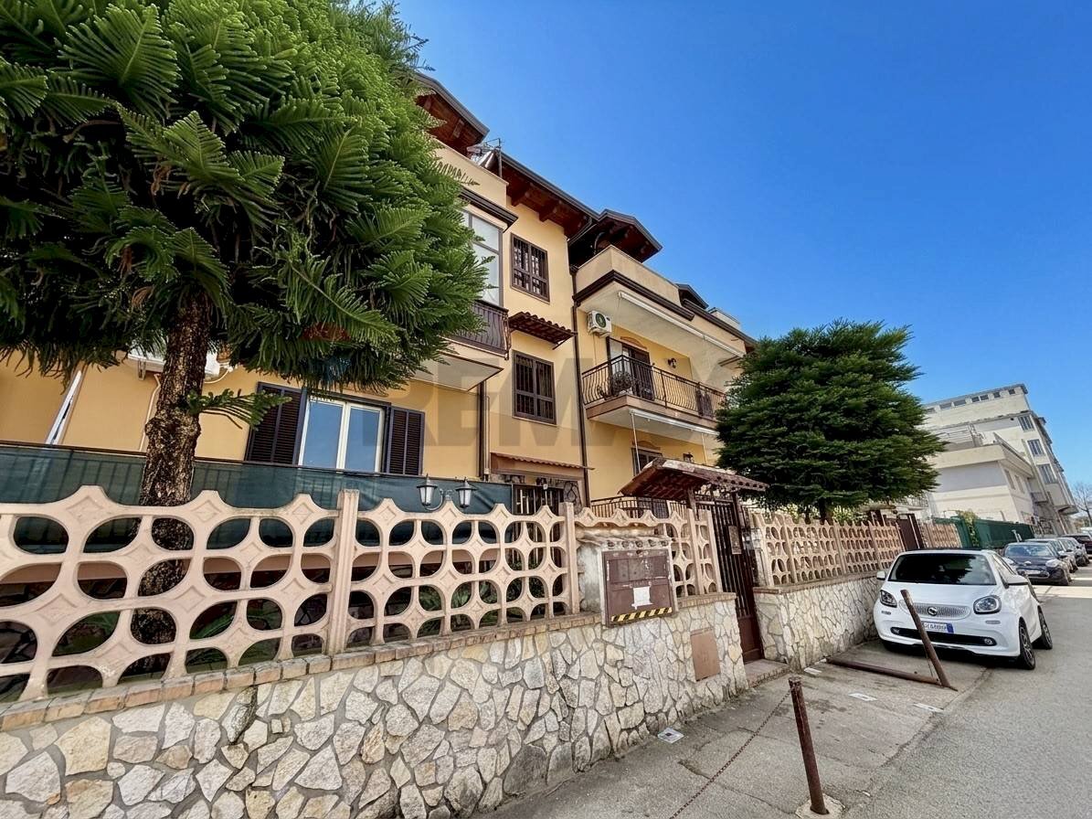 Casa all\'aperto - Attico VIA MONSIGNOR S. CAVALLO
 
8, Mugnano di Napoli - foto 2