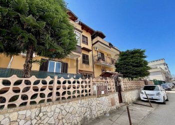 Casa all\'aperto - Attico VIA MONSIGNOR S. CAVALLO
 
8, Mugnano di Napoli - foto 2