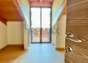 Stanza vuota - Attico VIA MONSIGNOR S. CAVALLO
 
8, Mugnano di Napoli - foto 20