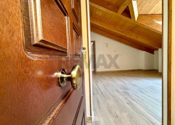 Stanza vuota - Attico VIA MONSIGNOR S. CAVALLO
 
8, Mugnano di Napoli - foto 26