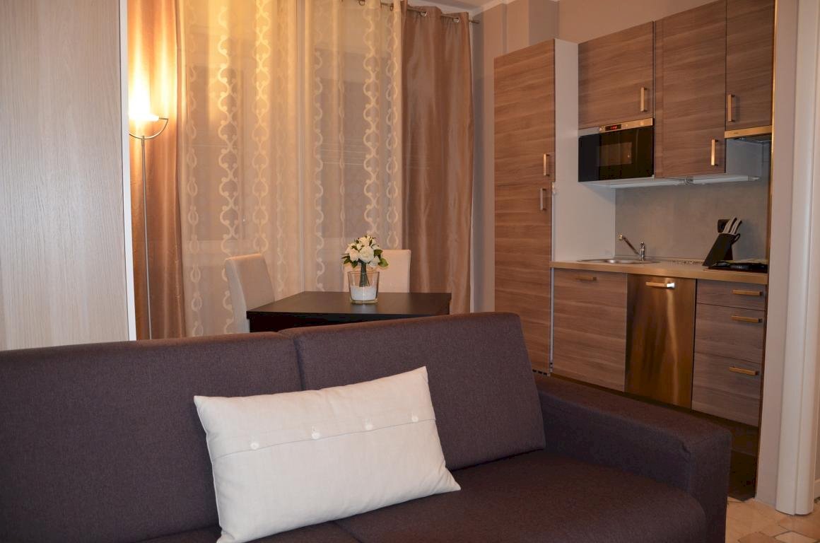 Foto 2 - One-room apartment VIA CARLO CATTANEO
 
42H, Lecco - photo 2