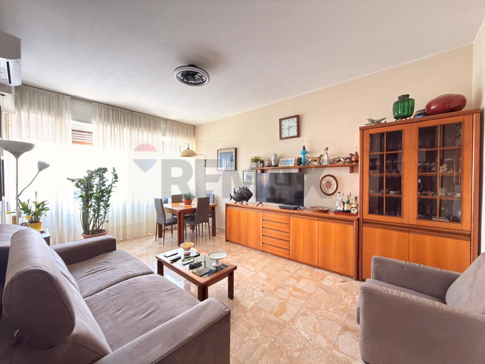 Sala da pranzo - Bilocale Piazza Di Vittorio
 
1, San Giuliano Milanese - foto 2