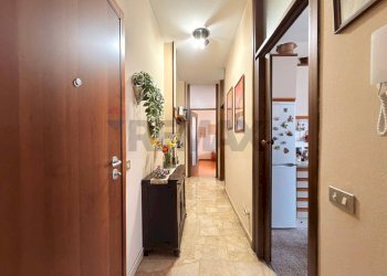 Hall / corridoio - Bilocale Piazza Di Vittorio
 
1, San Giuliano Milanese - foto 15