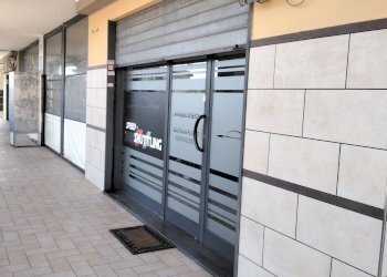 Foto 2 - Locale Commerciale via delle Trincea delle Frasche, Fiumicino - foto 2