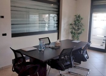 Foto 4 - Locale Commerciale via delle Trincea delle Frasche, Fiumicino - foto 4