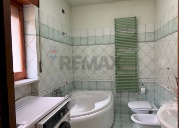 Bagno - Casa semi indipendente VICO 1' Gugliemo Marconi
 
6, Baranello - foto 5