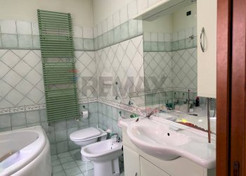 Bagno - Casa semi indipendente VICO 1' Gugliemo Marconi
 
6, Baranello - foto 6