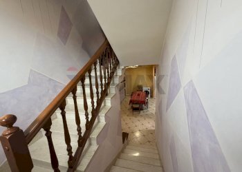 Scale - Casa semi indipendente VICO 1' Gugliemo Marconi
 
6, Baranello - foto 12