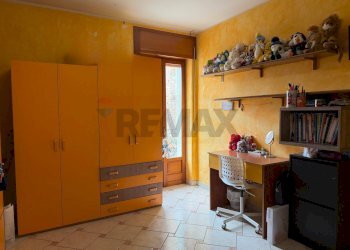 Camera / camera da letto - Casa semi indipendente VICO 1' Gugliemo Marconi
 
6, Baranello - foto 16