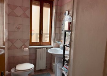 Bagno - Casa semi indipendente VICO 1' Gugliemo Marconi
 
6, Baranello - foto 19