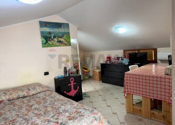 Camera / camera da letto - Casa semi indipendente VICO 1' Gugliemo Marconi
 
6, Baranello - foto 23