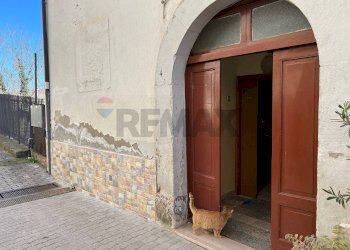 Edificio all\'aperto - Apartment via Santa Lucia
4, Ripalimosani - photo 2