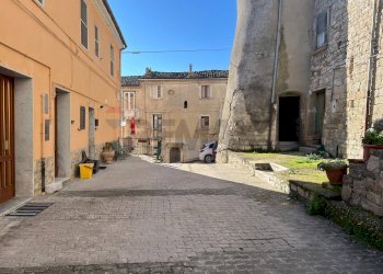 Edificio all\'aperto - Apartment via Santa Lucia
4, Ripalimosani - photo 18