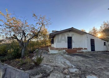 Casa all\'aperto - Rustico Strada Comunale Vicenne
 
snc, Castellino del Biferno - foto 2