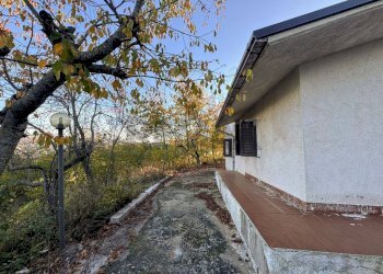 Terrazza - Rustico Strada Comunale Vicenne
 
snc, Castellino del Biferno - foto 4