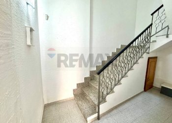 Scale - Semi-detached Villa Via Libertà
 
130, Terrasini - photo 3