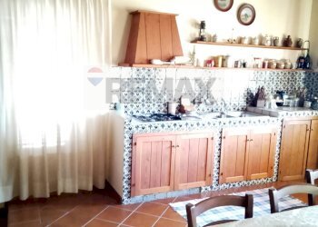 Cucina - Independent house via Vittorio Emanuele
 
114, San Giuseppe Jato - photo 8