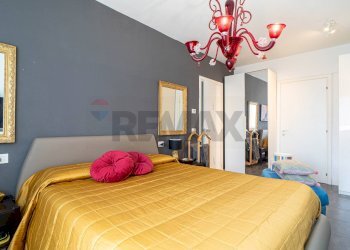 Camera / camera da letto - Three-room apartment Louis Armstrong
 
7, Parma - photo 15
