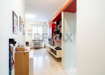 Hall / corridoio - Trilocale Via Callani
 
10, Parma - foto 2