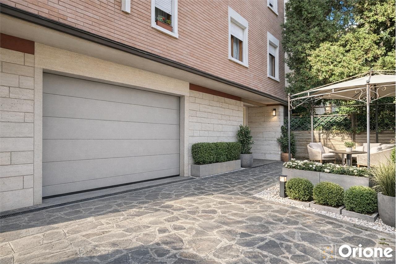 Porzione di casa Modena - foto 1