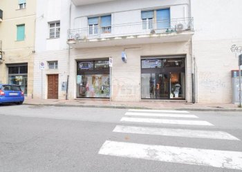 Foto 1 - Commercial Premises VIA MANZONI
 
33, Nuoro - photo 1