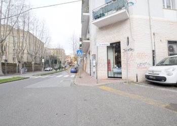 Foto 5 - Commercial Premises VIA MANZONI
33, Nuoro - photo 5